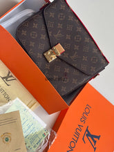 Louis Vuitton - Crossbody bag