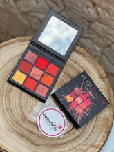 Huda Beauty - Coral Obsessions - Eyeshadow palette