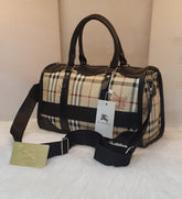 Burberry - Duffle Bag