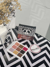 MAC - Jeremy Scott Eyeshadow Palette