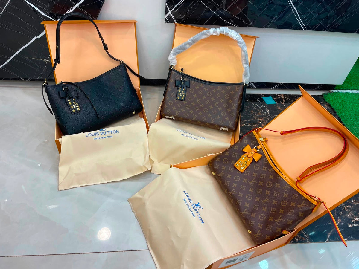 Louis Vuitton - Handbag