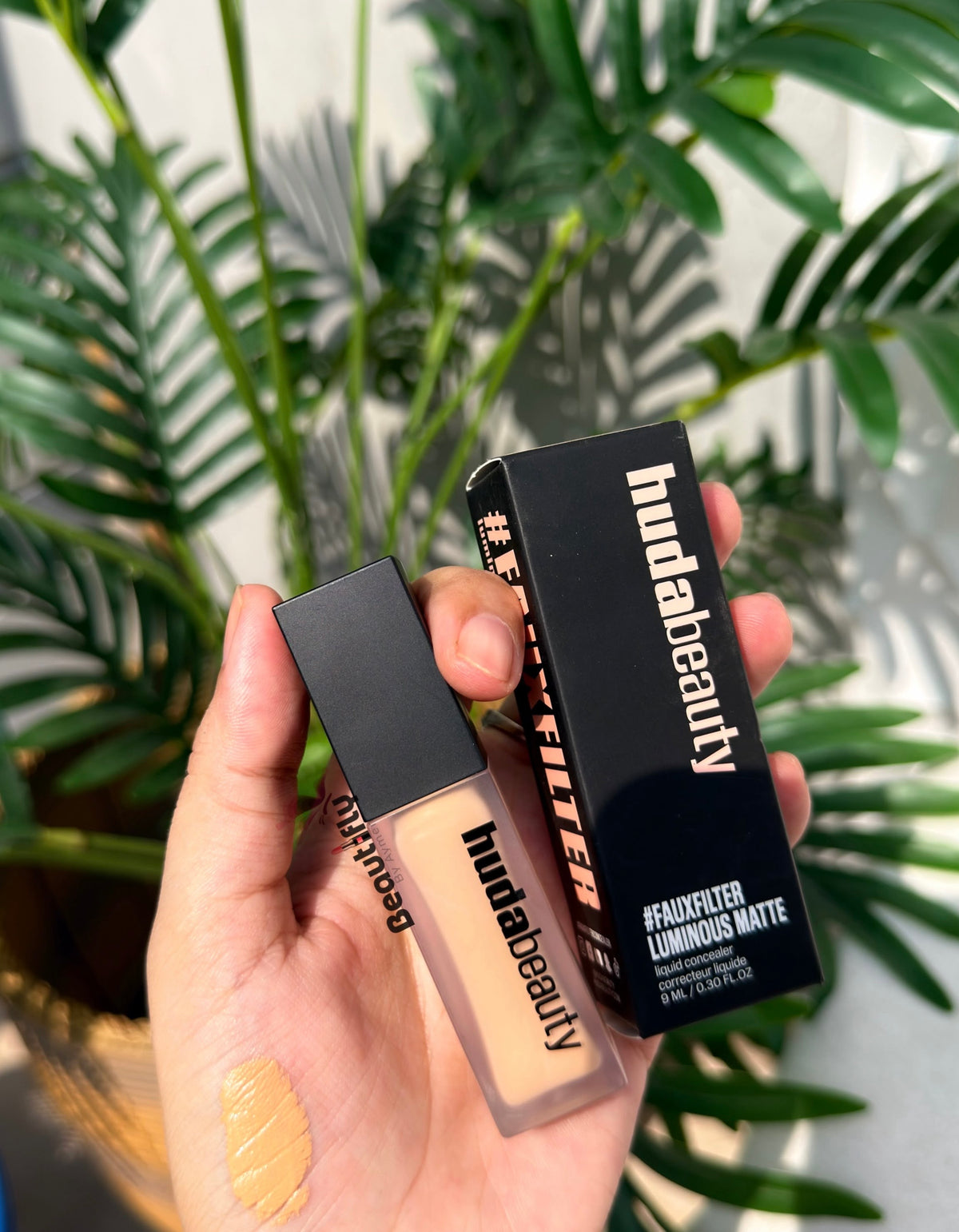 Huda Beauty - Concealer - Graham Cracker