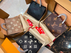 Louis Vuitton - Tote Bag